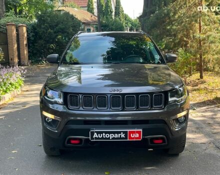 Джип Компас 2018 в Киеве на Automoto.ua Серый Джип Компас, объемом двигателя 2.4 л и пробегом 63 тыс. км за 17990 $, фото 1 на Automoto.ua