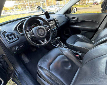 Джип Компас 2018 в Киеве на Automoto.ua Серый Джип Компас, объемом двигателя 2.4 л и пробегом 144 тыс. км за 15800 $, фото 20 на Automoto.ua