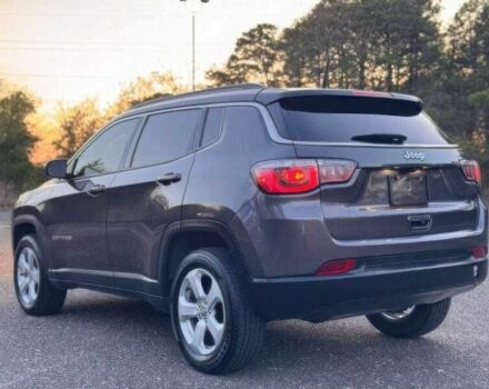 Сірий Джип Compass, об'ємом двигуна 2.4 л та пробігом 75 тис. км за 12800 $, фото 4 на Automoto.ua