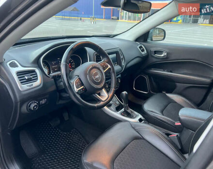 Джип Компас 2018 в Сумах на Automoto.ua Серый Джип Компас, объемом двигателя 2.36 л и пробегом 88 тыс. км за 14600 $, фото 14 на Automoto.ua