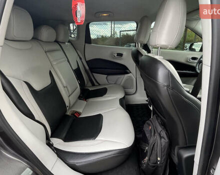 Сірий Джип Compass, об'ємом двигуна 2.36 л та пробігом 220 тис. км за 13800 $, фото 22 на Automoto.ua
