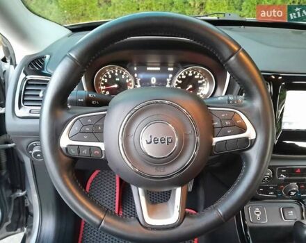 Джип Компас 2018 в Киеве на Automoto.ua Серый Джип Компас, объемом двигателя 2.4 л и пробегом 119 тыс. км за 15950 $, фото 45 на Automoto.ua