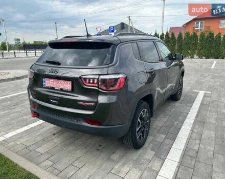 Джип Compass 2018 у Львові на Automoto.ua Сірий Джип Compass, об'ємом двигуна 2.36 л та пробігом 185 тис. км за 14000 $, фото 4 на Automoto.ua