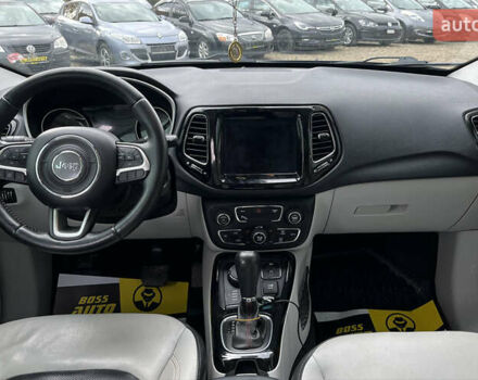 Сірий Джип Compass, об'ємом двигуна 2.36 л та пробігом 220 тис. км за 13800 $, фото 8 на Automoto.ua
