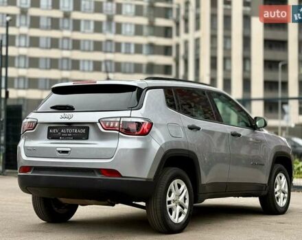 Серый Джип Компас, объемом двигателя 2.4 л и пробегом 191 тыс. км за 13400 $, фото 11 на Automoto.ua