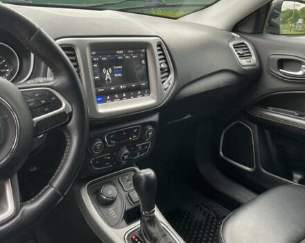 Сірий Джип Compass, об'ємом двигуна 2.4 л та пробігом 123 тис. км за 18000 $, фото 39 на Automoto.ua