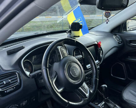 Сірий Джип Compass, об'ємом двигуна 2.4 л та пробігом 185 тис. км за 14900 $, фото 5 на Automoto.ua