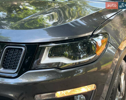 Сірий Джип Compass, об'ємом двигуна 2.4 л та пробігом 63 тис. км за 17990 $, фото 6 на Automoto.ua
