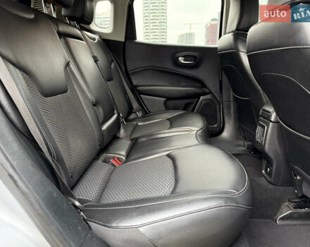 Серый Джип Компас, объемом двигателя 2.4 л и пробегом 191 тыс. км за 13400 $, фото 33 на Automoto.ua