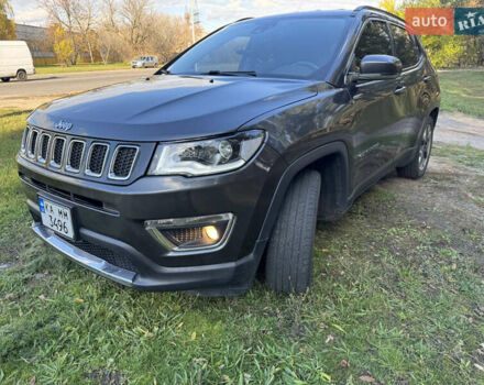 Джип Компас 2018 в Киеве на Automoto.ua Серый Джип Компас, объемом двигателя 2.4 л и пробегом 144 тыс. км за 15800 $, фото 6 на Automoto.ua