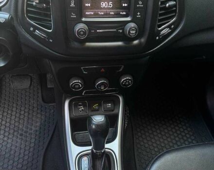Сірий Джип Compass, об'ємом двигуна 2.4 л та пробігом 132 тис. км за 13900 $, фото 13 на Automoto.ua