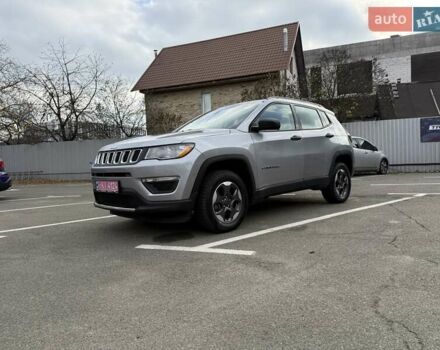 Сірий Джип Compass, об'ємом двигуна 2.4 л та пробігом 127 тис. км за 14900 $, фото 6 на Automoto.ua
