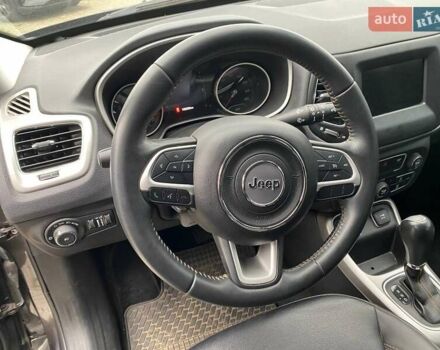 Джип Compass 2019 у Львові на Automoto.ua Сірий Джип Compass, об'ємом двигуна 2.36 л та пробігом 106 тис. км за 15300 $, фото 12 на Automoto.ua