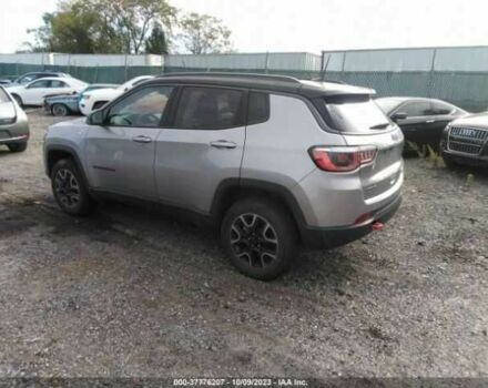 Серый Джип Компас, объемом двигателя 2.4 л и пробегом 23 тыс. км за 4500 $, фото 2 на Automoto.ua