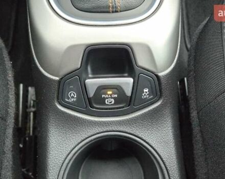 Сірий Джип Compass, об'ємом двигуна 2.36 л та пробігом 94 тис. км за 17100 $, фото 16 на Automoto.ua