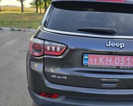 Джип Компас 2019 в Полтаве на Automoto.ua Серый Джип Компас, объемом двигателя 2.36 л и пробегом 175 тыс. км за 15200 $, фото 13 на Automoto.ua
