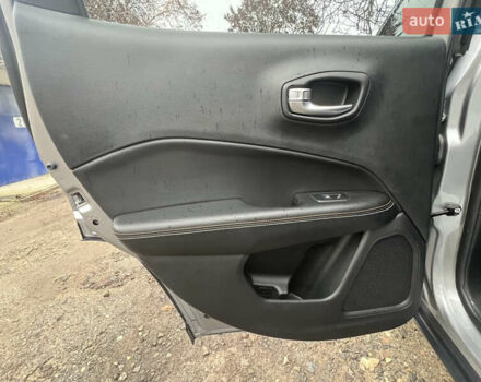 Серый Джип Компас, объемом двигателя 2.4 л и пробегом 40 тыс. км за 16800 $, фото 17 на Automoto.ua