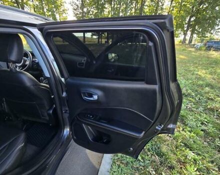 Джип Компас 2019 в Полтаве на Automoto.ua Серый Джип Компас, объемом двигателя 2.36 л и пробегом 175 тыс. км за 15200 $, фото 26 на Automoto.ua