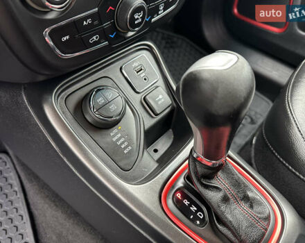 Серый Джип Компас, объемом двигателя 2.36 л и пробегом 181 тыс. км за 16500 $, фото 12 на Automoto.ua