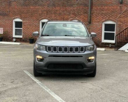 Серый Джип Компас, объемом двигателя 2.4 л и пробегом 34 тыс. км за 8500 $, фото 1 на Automoto.ua