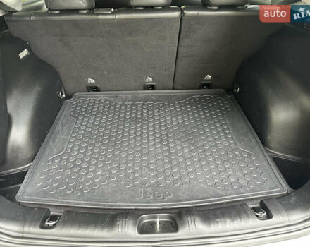 Сірий Джип Compass, об'ємом двигуна 2.36 л та пробігом 187 тис. км за 17700 $, фото 16 на Automoto.ua