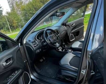 Серый Джип Компас, объемом двигателя 0 л и пробегом 98 тыс. км за 14000 $, фото 7 на Automoto.ua