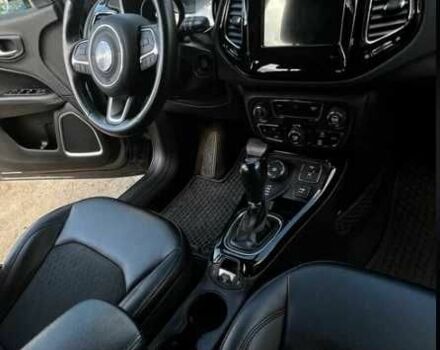 Серый Джип Компас, объемом двигателя 0 л и пробегом 98 тыс. км за 14000 $, фото 2 на Automoto.ua