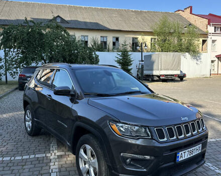 Сірий Джип Compass, об'ємом двигуна 2.36 л та пробігом 100 тис. км за 15700 $, фото 2 на Automoto.ua