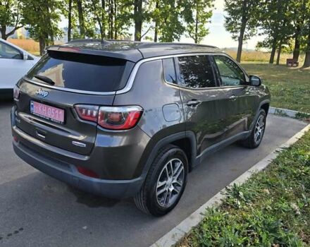 Джип Компас 2019 в Полтаве на Automoto.ua Серый Джип Компас, объемом двигателя 2.36 л и пробегом 175 тыс. км за 15200 $, фото 5 на Automoto.ua