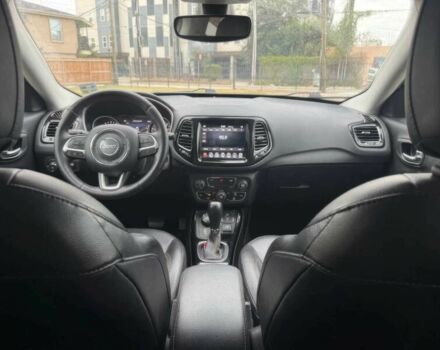 Серый Джип Компас, объемом двигателя 2.4 л и пробегом 34 тыс. км за 8500 $, фото 9 на Automoto.ua