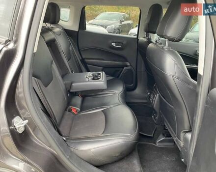 Джип Compass 2019 у Львові на Automoto.ua Сірий Джип Compass, об'ємом двигуна 2.36 л та пробігом 106 тис. км за 15300 $, фото 21 на Automoto.ua