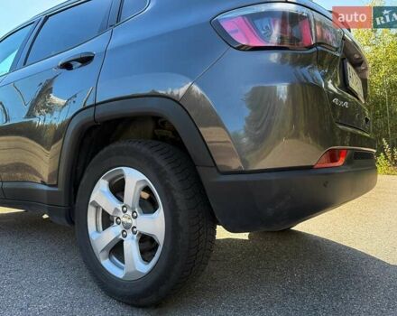 Серый Джип Компас, объемом двигателя 2.36 л и пробегом 48 тыс. км за 17900 $, фото 7 на Automoto.ua