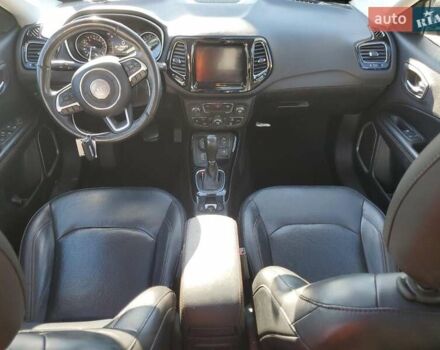 Джип Compass 2019 у Тернополі на Automoto.ua Сірий Джип Compass, об'ємом двигуна 2.36 л та пробігом 106 тис. км за 3100 $, фото 7 на Automoto.ua