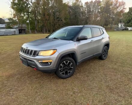 Серый Джип Компас, объемом двигателя 2.4 л и пробегом 38 тыс. км за 10000 $, фото 2 на Automoto.ua