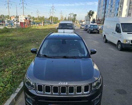 Джип Компас 2019 в Полтаве на Automoto.ua Серый Джип Компас, объемом двигателя 2.36 л и пробегом 175 тыс. км за 15200 $, фото 2 на Automoto.ua