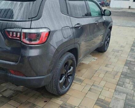 Серый Джип Компас, объемом двигателя 2.4 л и пробегом 101 тыс. км за 9600 $, фото 4 на Automoto.ua