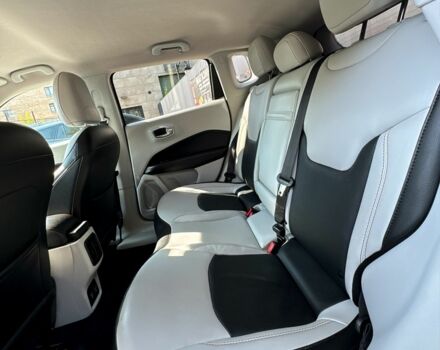 Серый Джип Компас, объемом двигателя 2.4 л и пробегом 130 тыс. км за 16500 $, фото 3 на Automoto.ua