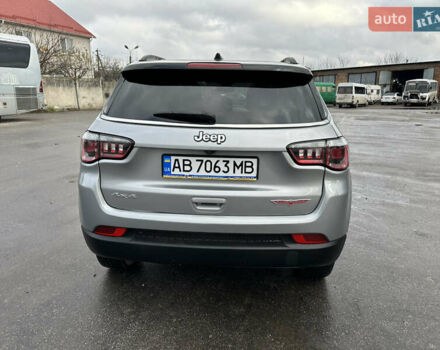 Серый Джип Компас, объемом двигателя 2.36 л и пробегом 181 тыс. км за 16500 $, фото 4 на Automoto.ua