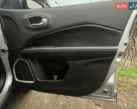 Серый Джип Компас, объемом двигателя 2.4 л и пробегом 40 тыс. км за 16800 $, фото 19 на Automoto.ua