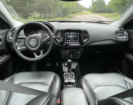 Сірий Джип Compass, об'ємом двигуна 2.4 л та пробігом 126 тис. км за 16000 $, фото 4 на Automoto.ua