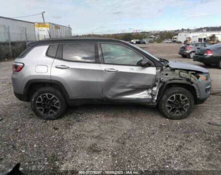 Серый Джип Компас, объемом двигателя 2.4 л и пробегом 23 тыс. км за 4500 $, фото 11 на Automoto.ua