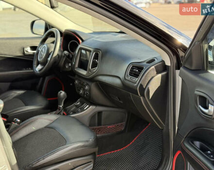Джип Компас 2019 в Харькове на Automoto.ua Серый Джип Компас, объемом двигателя 2.36 л и пробегом 89 тыс. км за 19300 $, фото 7 на Automoto.ua