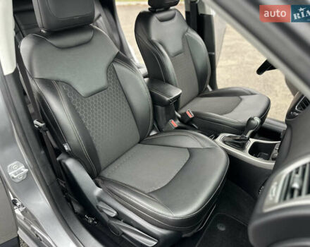 Серый Джип Компас, объемом двигателя 2.4 л и пробегом 31 тыс. км за 15599 $, фото 31 на Automoto.ua