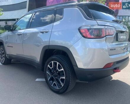 Джип Compass 2019 у Києві на Automoto.ua Сірий Джип Compass, об'ємом двигуна 2.36 л та пробігом 130 тис. км за 15990 $, фото 6 на Automoto.ua
