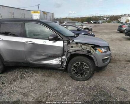 Серый Джип Компас, объемом двигателя 2.4 л и пробегом 23 тыс. км за 4500 $, фото 5 на Automoto.ua