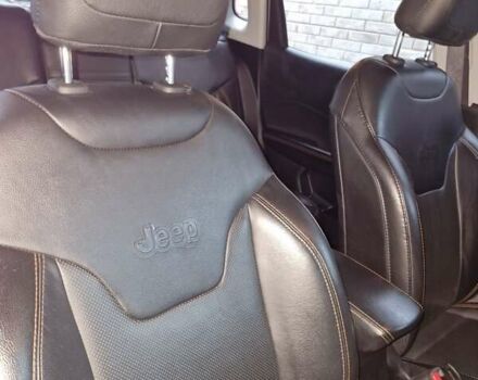 Серый Джип Компас, объемом двигателя 2.36 л и пробегом 129 тыс. км за 15500 $, фото 5 на Automoto.ua