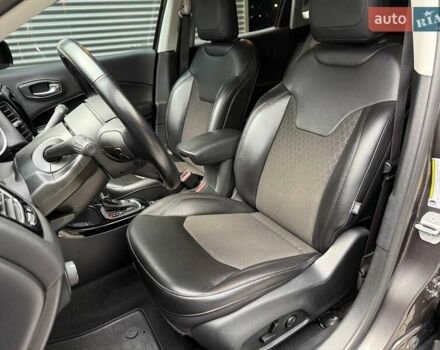 Сірий Джип Compass, об'ємом двигуна 2.36 л та пробігом 94 тис. км за 15990 $, фото 9 на Automoto.ua