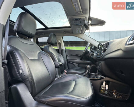 Сірий Джип Compass, об'ємом двигуна 2.36 л та пробігом 187 тис. км за 17700 $, фото 37 на Automoto.ua