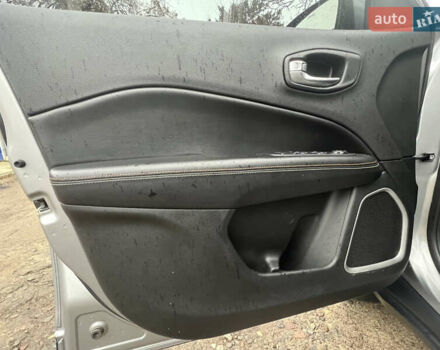 Серый Джип Компас, объемом двигателя 2.4 л и пробегом 40 тыс. км за 16800 $, фото 16 на Automoto.ua