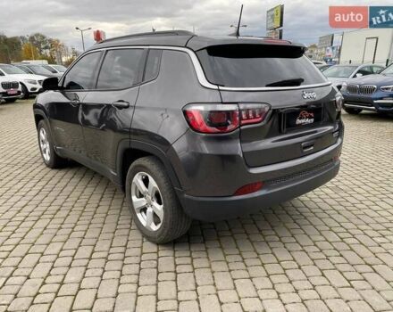 Джип Compass 2019 у Львові на Automoto.ua Сірий Джип Compass, об'ємом двигуна 2.36 л та пробігом 106 тис. км за 15300 $, фото 4 на Automoto.ua